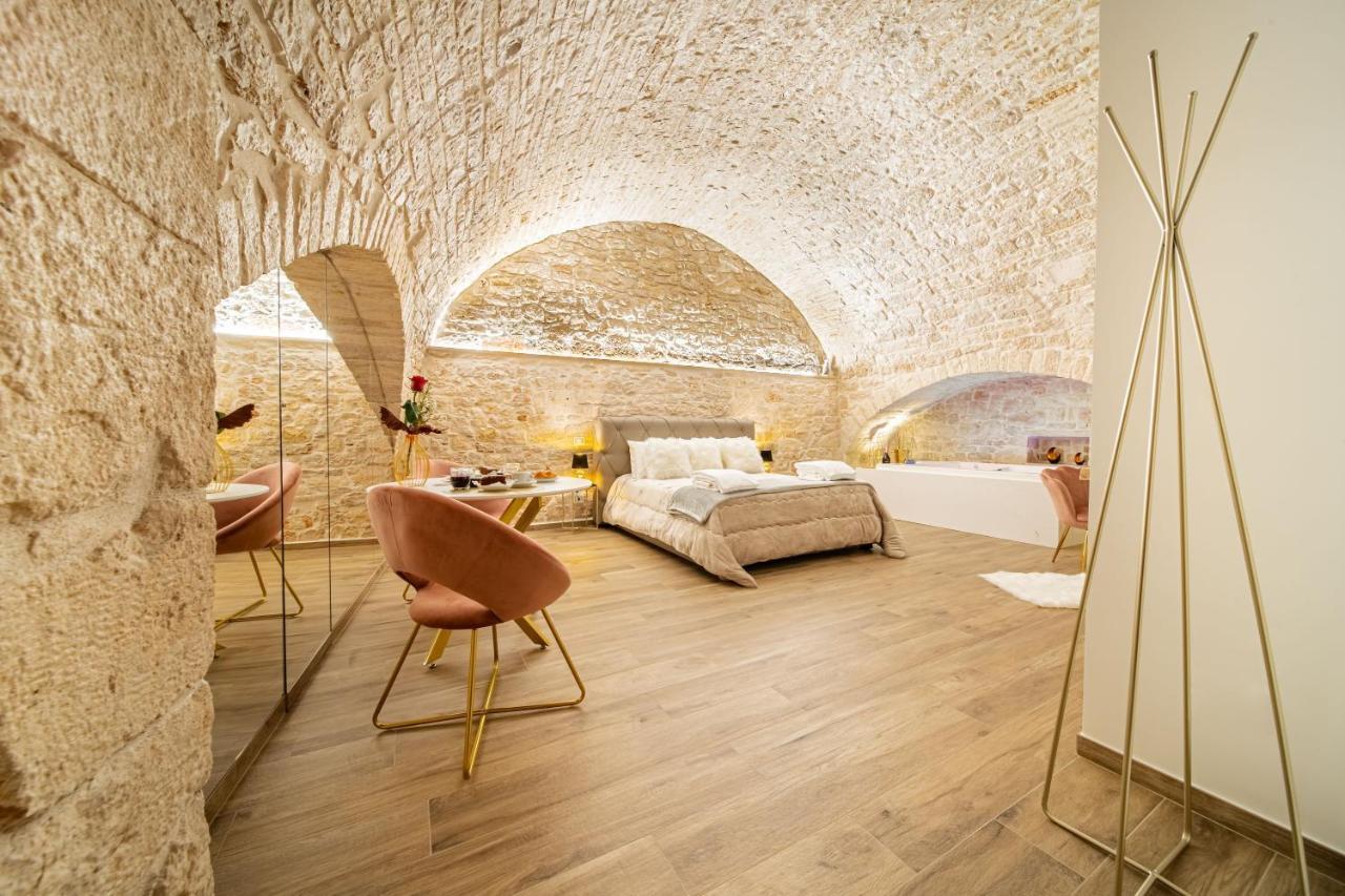 Gold Bed & Breakfast *